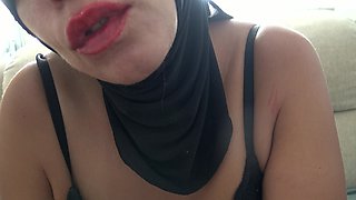 Big Ass Tunisian Arab MILF Loves Blowjob Sex in Hijab