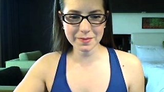 Brunette Solo Webcam Masturbation