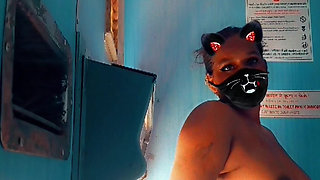 💦TRAIN TOILET TAMIL BHABHI Tamil housewife cowgirl Jennifer fuck very hard