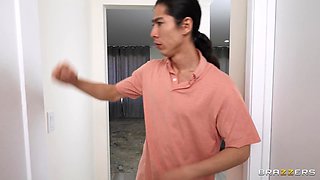 Hot booty bimbos sex smutty scene