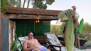 Pakistani Housewife Aaliyah Yasin Cheats on Her Husband