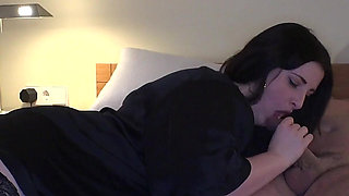 Sexy MILF Want's a Hard Fuck Before Bedtime
