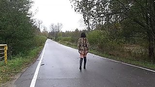 Wanilianna Golden Shower Outdoor Show in Layered Nylons - Public Pissing & Flashing Tits