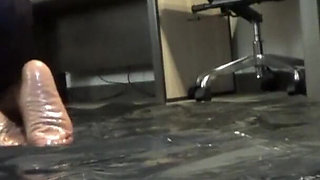 Anat vs Terry, oil wrestling