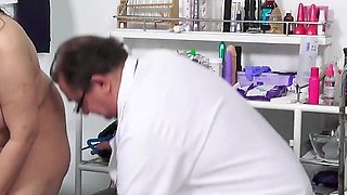 Red Pussy of Chubby Mature Eveline Magic Exposed