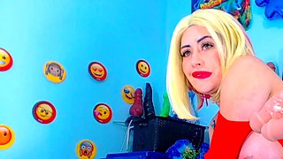 Amateur Webcam Anal Masturbation