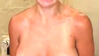 webcam camgirl cam brunette masturbate masturbation
