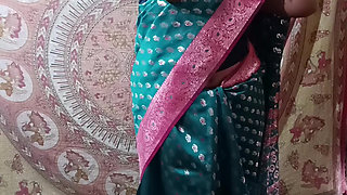 Green Saree Dropping Solo SFW