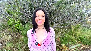 Lucifera, 19, wanted to compete against an experienced woman! - Jacquie et Michel TV