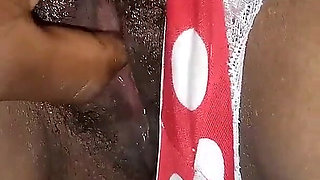 Having a bang on my step sister. The dick is right inside the pussy