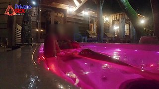 Anal Fuck and Orgasm in the Jacuzzi