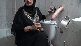 Real Arab Egyptian Cuckold Wife Loves Big Dicks