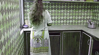 Indian Desi Aunty Kitchen Mai Kam Kr Rahi Thi Pati Ny a K Gand Pakar Li Aur Bohat Chudai Ki Gand Phar D Hindi Audio Xxxxx Sex