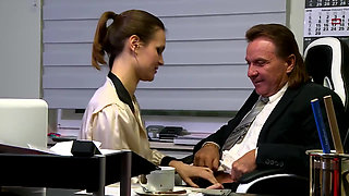 Hot Elise gave boss a perfect blowjob and gets fucked hard