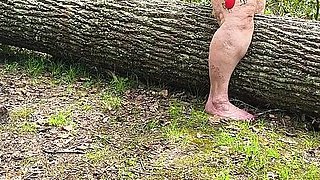 Pussy Pleasing Tree Log Squirting Fat Hog