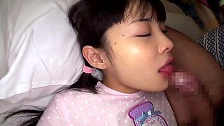 Cute Japanese teens plays with toys and cock