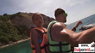 Amateurs Thai teenage suck BWC on jet ski