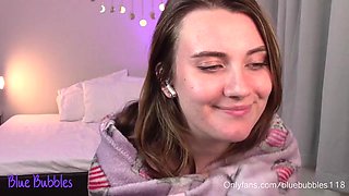 Bubbles oiled ass: Big Tits, Amateur  Solo Porn