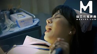 ModelMedia Asia - Defile the nurses pure white uniform with semen