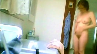 Stepmom's ruby hairy cunt (hidden camera)