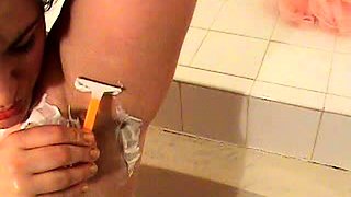 Love Chat Big Boobs Brunette Masturbating For Cam