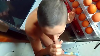 Stepdad In Almost Caught Cheating! Naughty Stepdaughter Hid In The Fridge And Seduced