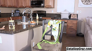 Catalina Cruz - Morning Squeeze