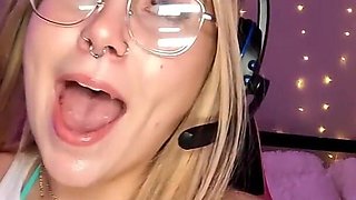 Gamer Girl Pauses to Get Some Black Dick