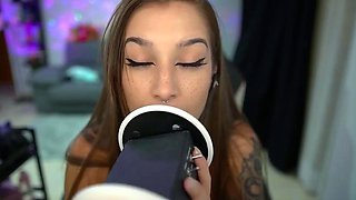 Aku ASMR - Close Up Ear Eating