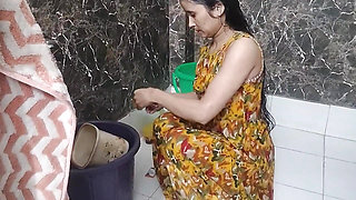 Muslim girl ka bathroom MMS video viral