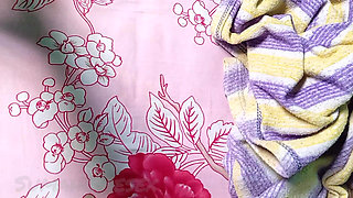 Bengali Bhabhi’s Afternoon Show Her Pussy and Ass