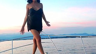 Sexy Amateur Preggo Girl in Webcam Free Big Boobs Porn Video