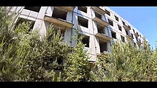 Hunt4k. undressed in the abandoned place... for some currency
