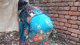 Desi wife hard-core outdoor