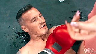 T-girl Rana Katana turns boxing workout into anal fuck in public - Trans Angels