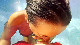 Slutty MILF Had Some Fun in the Pool 280