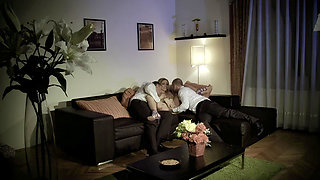 Vittoria Risi Cum in an Amazing DP with Ian and Mike