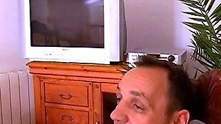 Amateur blonde girlfriend homemade blowjob and handjob