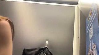 Shy_priincess masturbates in public toilet