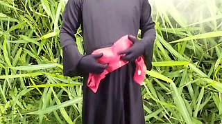 Dark-hued stud gives it to Agra girl in a steamy Hindi scene