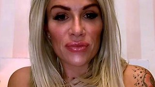 Amateur Big Boobs jerks Big Dick