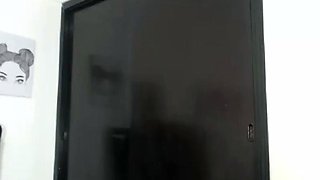 PUSSY BABE BRUNETTE masturbating