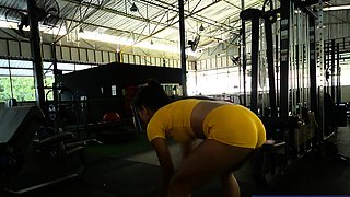 Muay Thai MILF sex after hard training