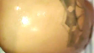 Me Follo a Mi Novia Culona En El Hotel Con Mucho Aceite