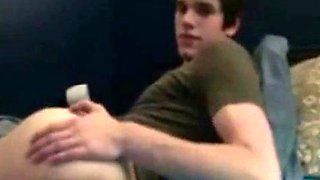 Twink's Hot Bubble Butt Cam Show