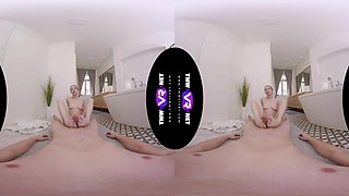 Wet Brunette Enjoys Bubble Bath And Hardcore Fuck - Fuck, Facial And Anal Play