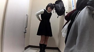 Amateur fucking while on hidden cam