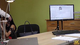 Loan4k. lo dulce inga le da su cuerpo al agente de prestamos para un credito