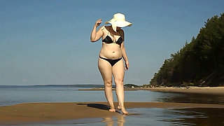 Hot MILF on the Beach -15