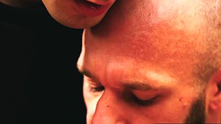 Mixed martial arts fighter fucks his manager!